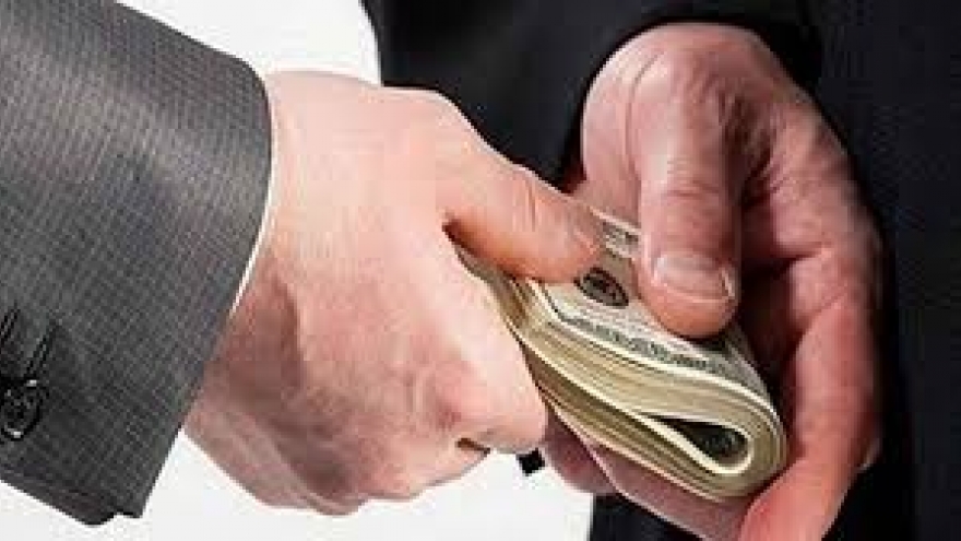 Doanh nghiệp đưa hối lộ tăng lên đáng kể
